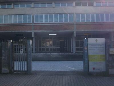 "No all'accorpamento del liceo scientifico Marconi. Valettini dica se sta col governo o con studenti e famiglie ": il sindaco di Carrara Arrighi in polemica contro il nuovo presidente della Provincia