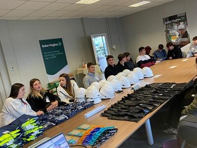 ITS Prime porta gli studenti dentro Baker Hughes: boom di presenze all'open day di Avenza