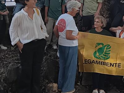 Il Tree Tag Day a Carrara: l’istituto comprensivo Fossola-A. Gentili, Italia Nostra e Legambiente insieme per la tutela degli alberi