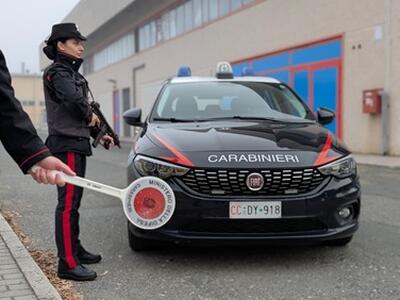 Ruba in un ristorante cinese di Aulla e fa resistenza ai carabinieri di Pontremoli: arrestato pluripregiudicato italiano di 27 anni