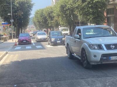 Riaperte al traffico via don Minzoni e la salita di San Ceccardo ma solo in entrata a Carrara. Per uscire dalla città c'è ancora solo la via Carriona a San Martino