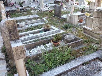 Cimitero di Forno dissestato e in stato di degrado: i consiglieri Pd Alberti, Santi e Tarantino presenta noun'interrogazione in consiglio comunale