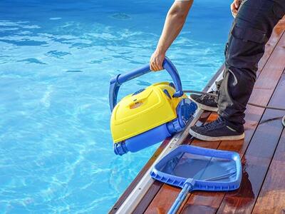 Sicurezza nel turismo: responsabile piscina di agriturismi, hotel e campeggi, aperte le iscrizioni a nuovo corso in modalità mista (in presenza e online)