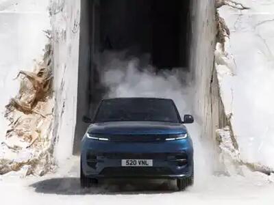 Nuovo spot della Range Rover Sport Electric alle cave di Carrara