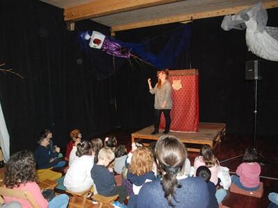 "Riflessi floreali": laboratorio botanico il 21 marzo al Teatro di Terra a Carrara