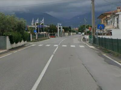 Sportello FdI Massa: i cittadini di via San Leonardo chiedono sicurezza e interventi dell'amministrazione