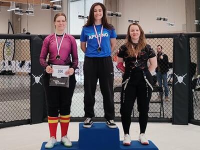 Scherma Storica: a Parigi il trionfo internazionale di Isabella Panzera del Club Scherma Apuano