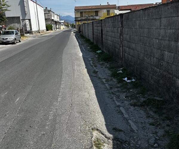 “Via Passo Volpe nella totale incuria, i residenti chiedono interventi urgenti”: la segnalazione di Lucian Martisca della Lega