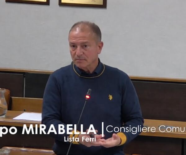 Verde urbano e proclami, la maggioranza tra annunci, piante secche e un masterplan fuori tempo: l’analisi del consigliere Mirabella