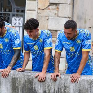 Carrarese Maglia Home (edit Carrarese Calcio) 10