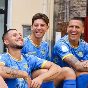 Carrarese Maglia Home (edit Carrarese Calcio) 13