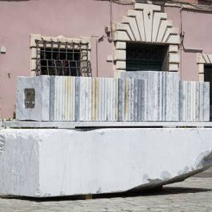 White-Carrara-2025-Millepiedi-Emiliana-Martinelli-Foto-Enrico-Amici-5 (1)