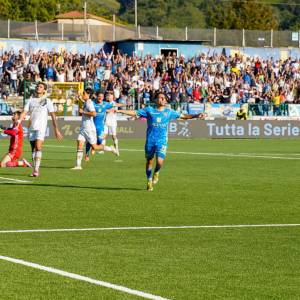 ce87fac7-a970-4fa8-ba98-4207d142c043