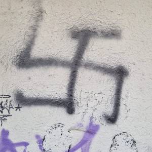 25afc025-7de1-438c-abd9-81181be30c24