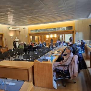 5f0228f9-dbfb-40fb-995e-38863291cf46