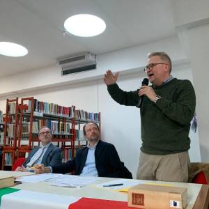 1e1c7193-4917-42fd-8aeb-8b5d62403c6b