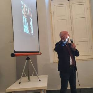 c373870a-0420-4a05-9696-391ea0463f1a