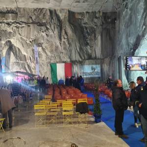 ed8f88ee-003a-46a2-82eb-de0469ac5ffd