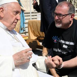 33761199-382b-4106-91b0-75b57ff33579