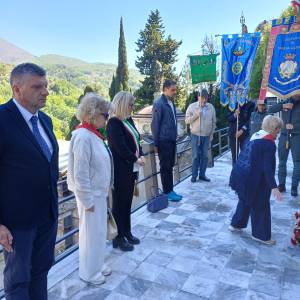 653bbc92-8bf3-4ccf-b2ea-827af03770c8