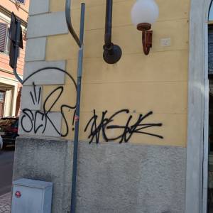 6cffdf43-d2e6-4910-b2e2-570344dcd4e7