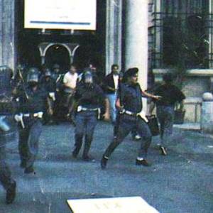 2) CARICA in piazza aranci